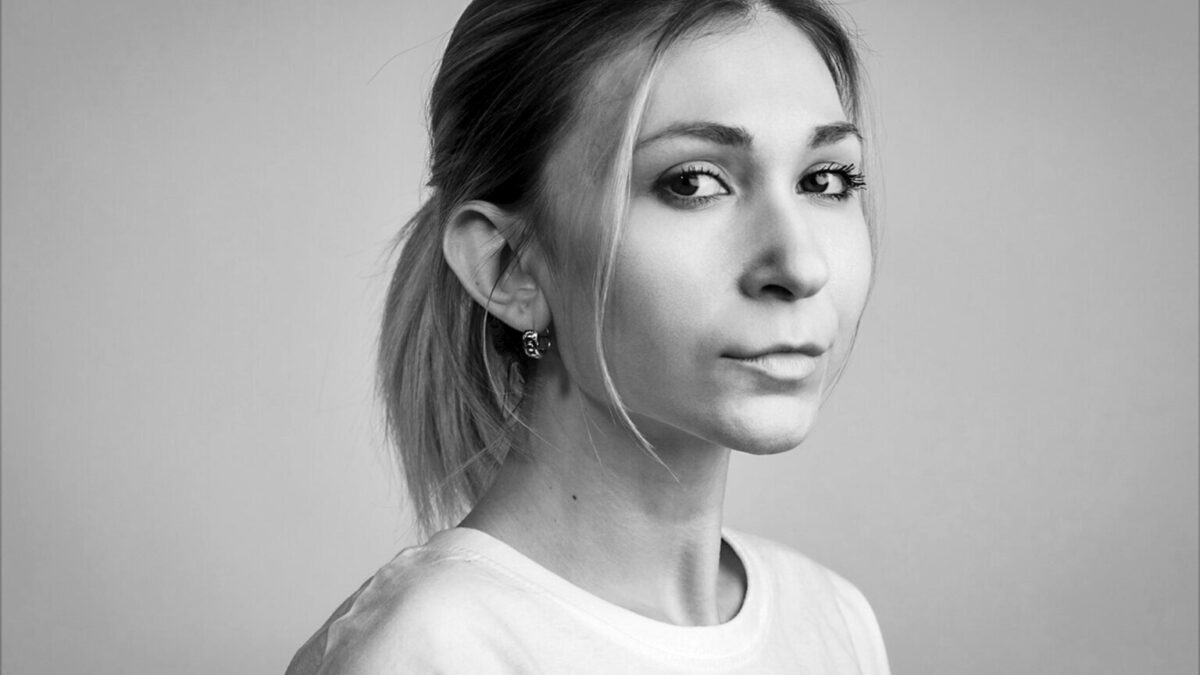 Porno onlayn tomosha: Onam royxatdan holda qarzlar uchun becerdin oladi